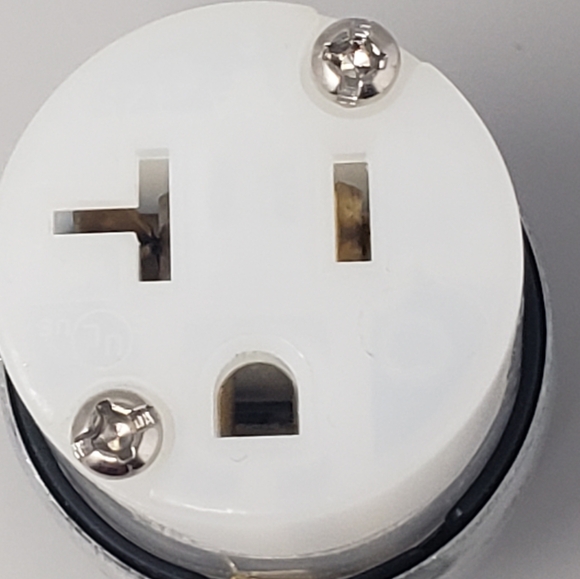 Pass & Seymour 20 Amp Armored Straight Blade Connector - Picture 2 of 8